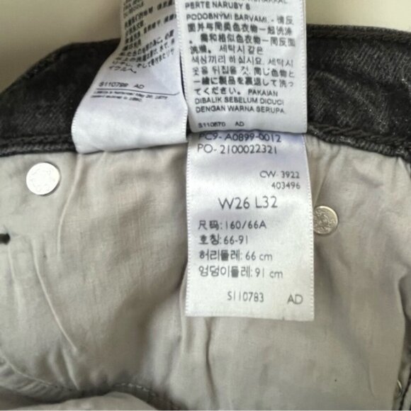 Aritzia x Levi's '70s High Flare Jean in Just a Hint Size 26 - Picture 10 of 14